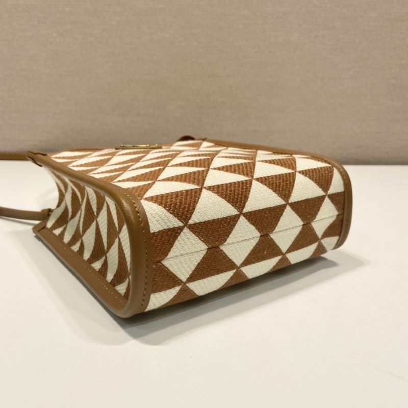 Pra*a tote bags